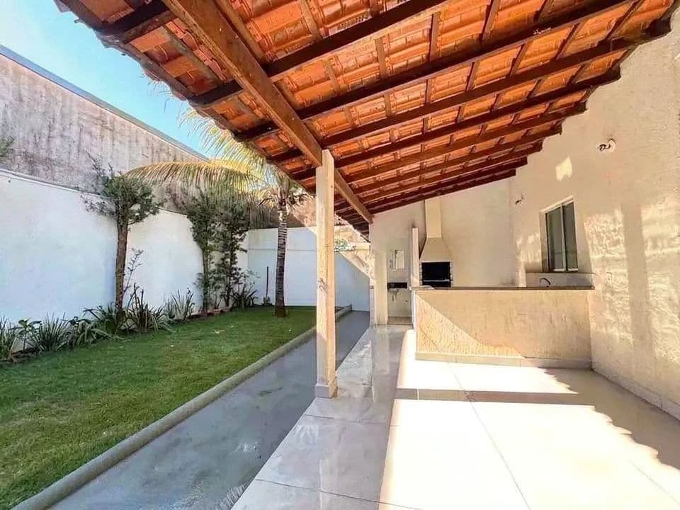 Casa em Jardim Holanda - Uberlândia
