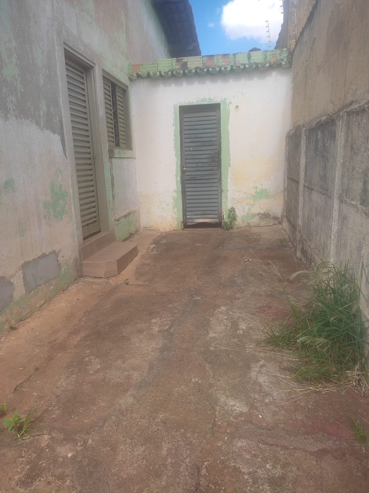 Terreno / Lote / Condomínio em Luizote de Freitas - Uberlândia